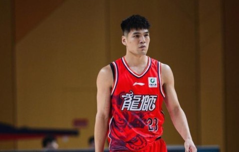 B体育-回避老东家，媒体人：陈国豪交易中有条款，对北控只能打一节